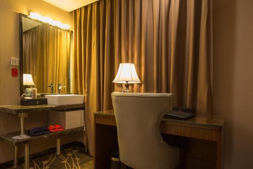 Чжоукоу: Elan Inn Jingpin Zhoukou Wenchang Avenue