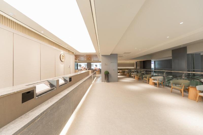 Цзинань: Ji Hotel Jinan Long Distance Bus Terminal