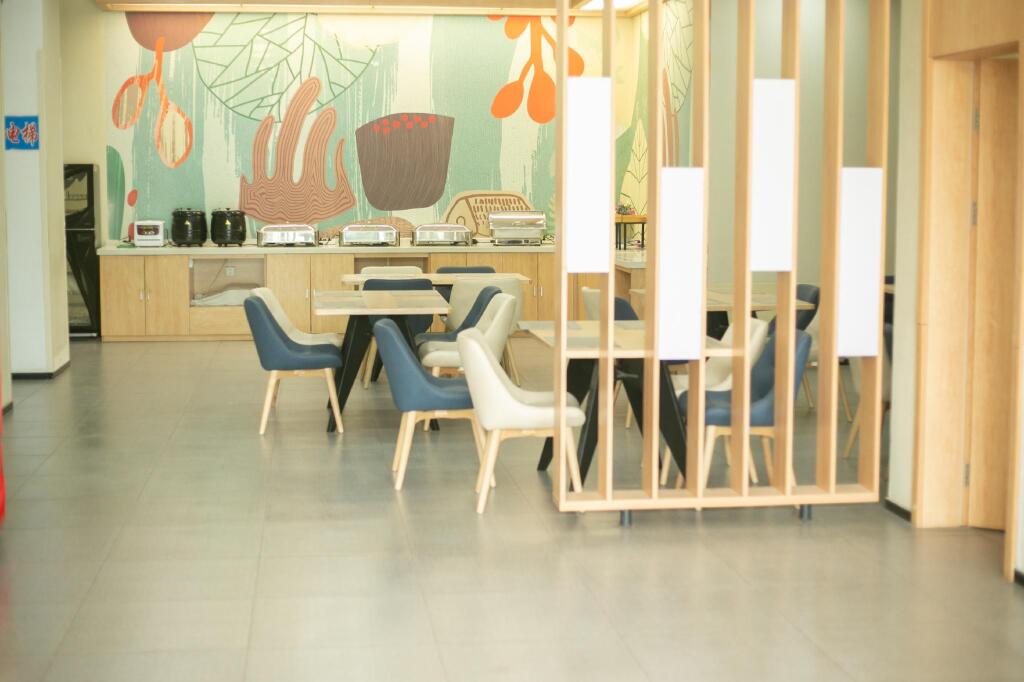 Синтай: Hanting Hotel Xingtai Wei County Shijie Street