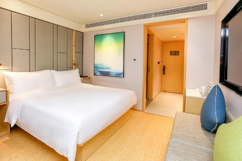 Чунцин: Ji Hotel Chongqing Jiefangbei Pedestrian Street Minsheng Road
