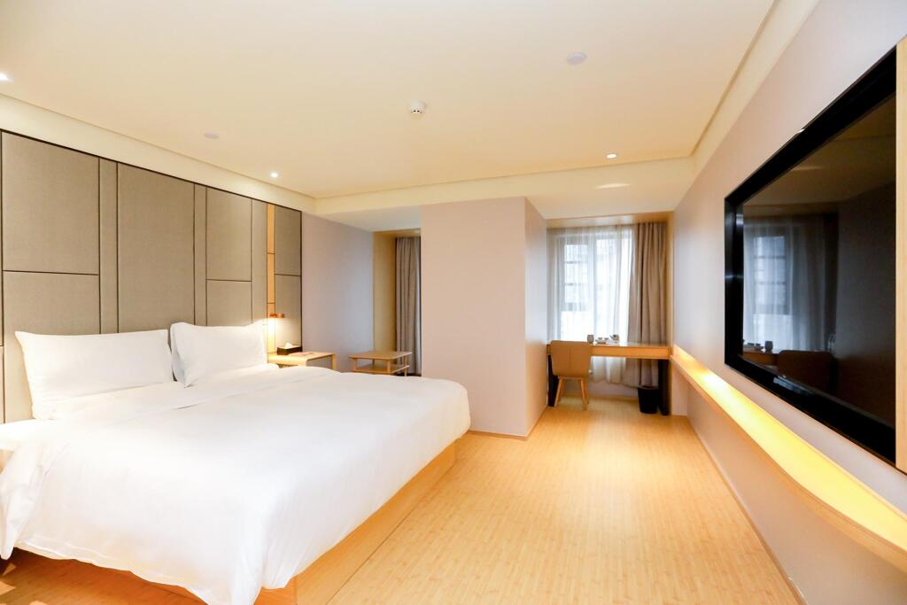 Чунцин: Ji Hotel Chongqing Jiefangbei Pedestrian Street Minsheng Road