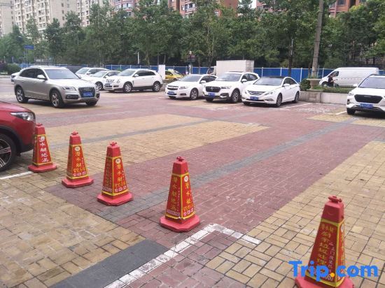 Шанхай: Ji Hotel Shanghai Wuwei Dong Road Metro Station