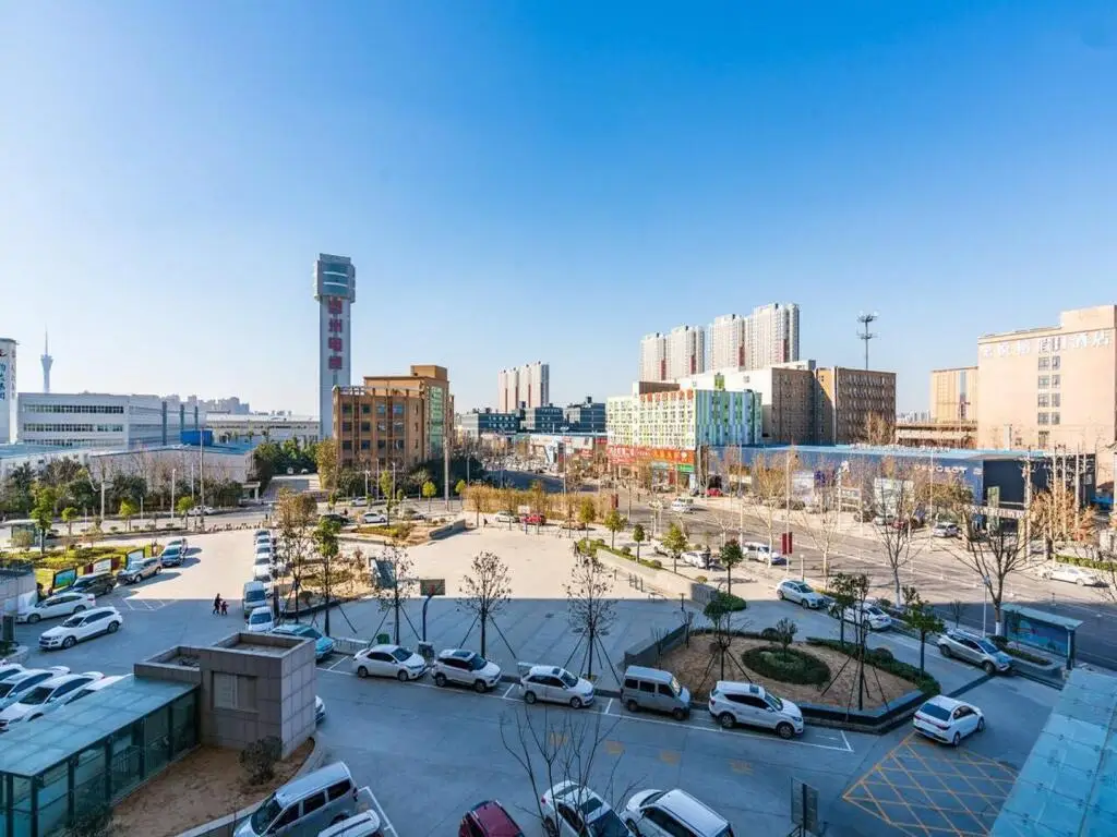 Чжэнчжоу: Elan Inn Jingpin Zhengzhou East Railway Station