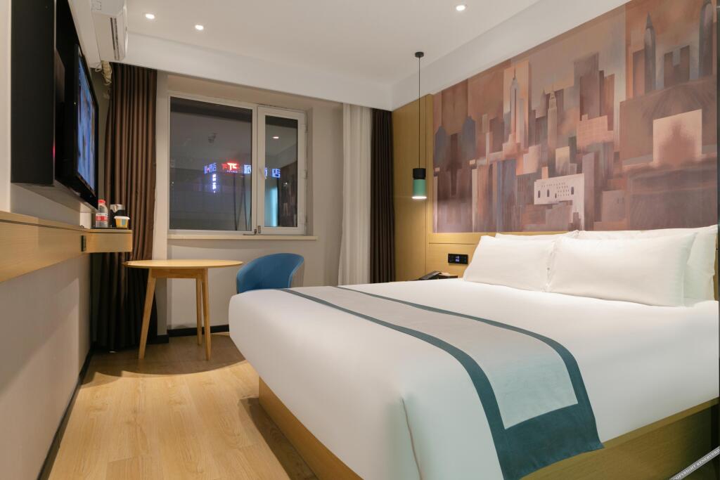 Харбин: Nihao Hotel Harbin Railway Station Central Street