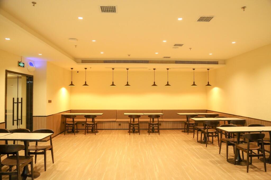 Наньчан: Hanting Hotel Nanchang Jinsha Er Road