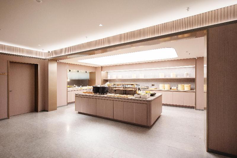 Чифэн: Ji Hotel (Chifeng Municipal Government)