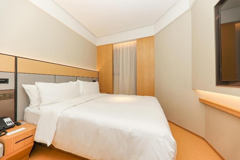 Шанхай: Ji Hotel Shanghai People'S Square Beijing West Road
