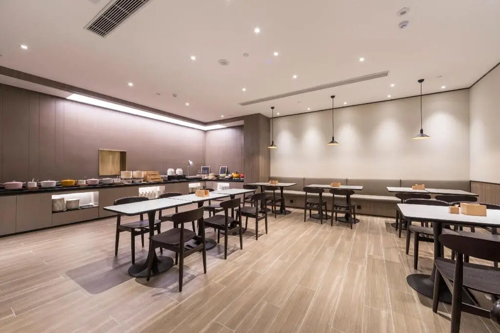 Шанхай: Hanting Hotel Shanghai South Railway Station East China University Of Science And Technology