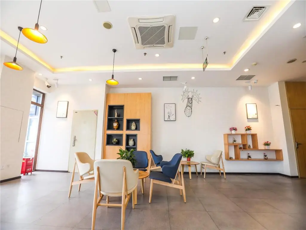 Чэнду: Hanting Hotel Chongzhou Century Avenue