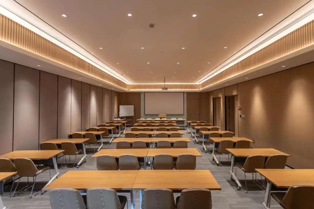 Чаншу: Ji Hotel Changshu Shimao Century Center