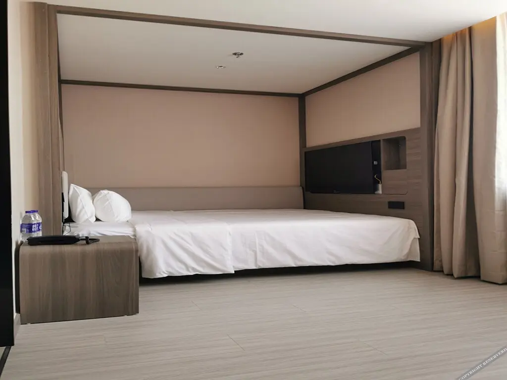 Хулудао: Hanting Hotel(Huludao Yuhuang Mall)