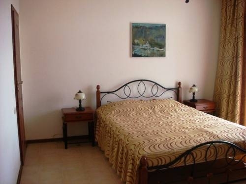 Коктебель: U Kara-Daga Guest House