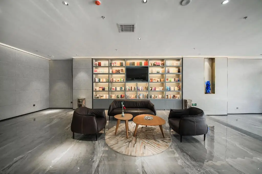 Куньмин: Starway Hotel Kunming Dianchi Aegean