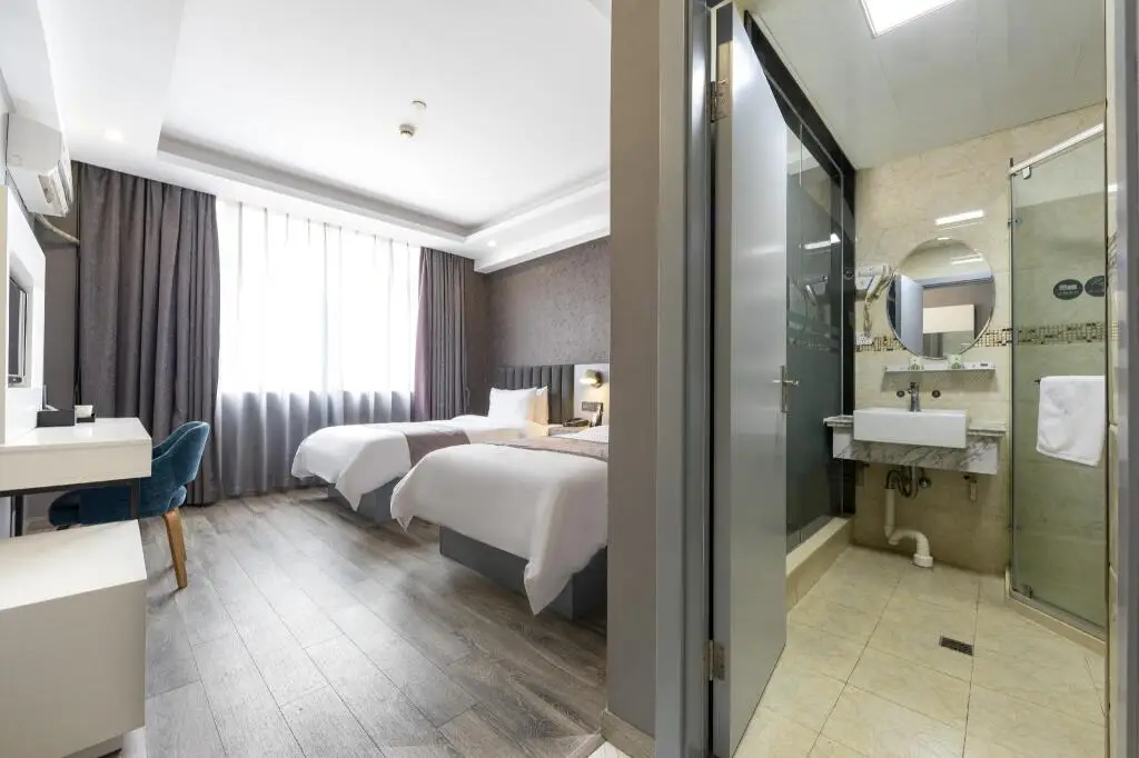 Шанхай: Hi Inn Shanghai Wujiaochang Changhai Hospital