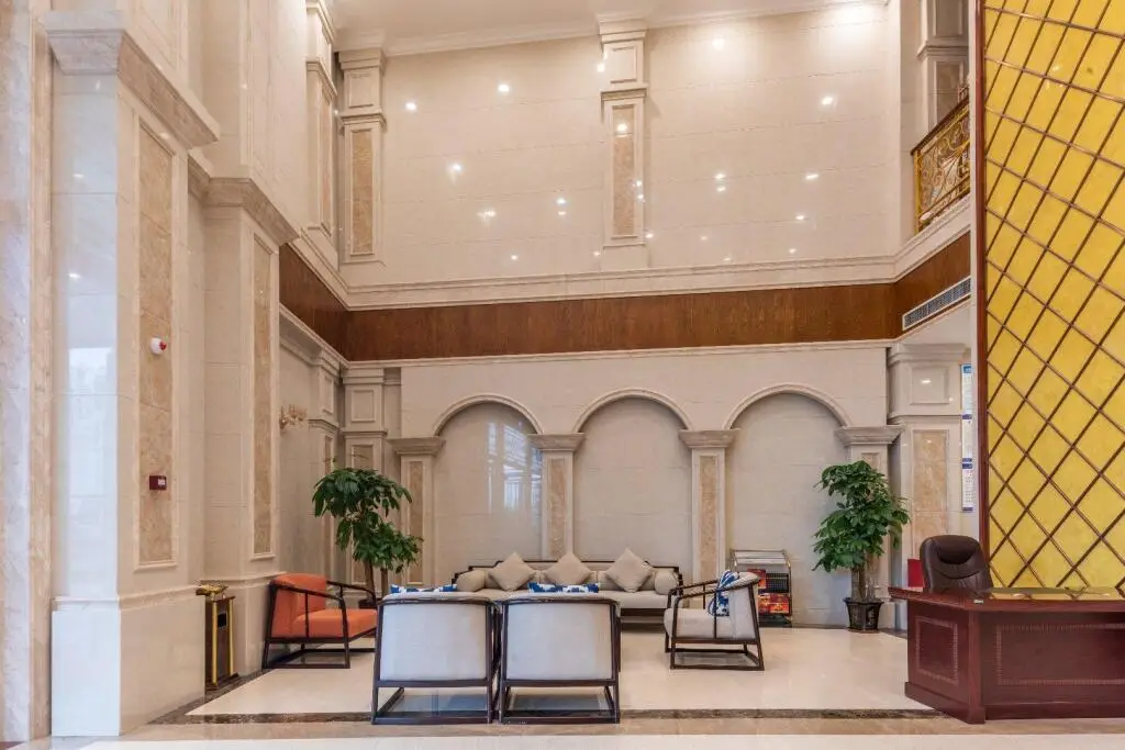 Чунцин: Starway Hotel Chongqing Dazu Rock Carving Sports Center
