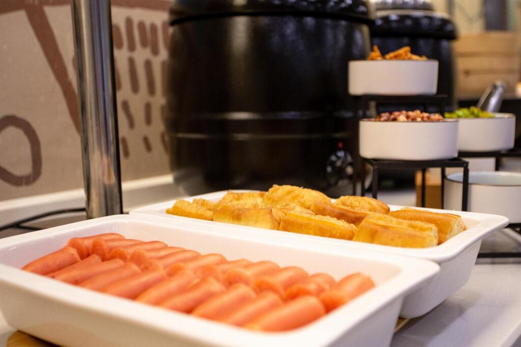 Таншань: Hanting Hotel Hanting Tangshan Caofeidian Kenfeng Street