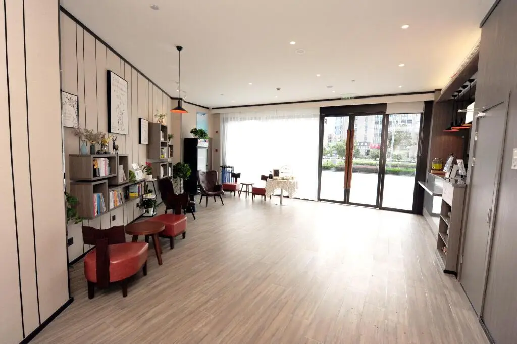 Тайчжоу: Hanting Hotel Taixing Huangqiao New City Jiayuan Plaza
