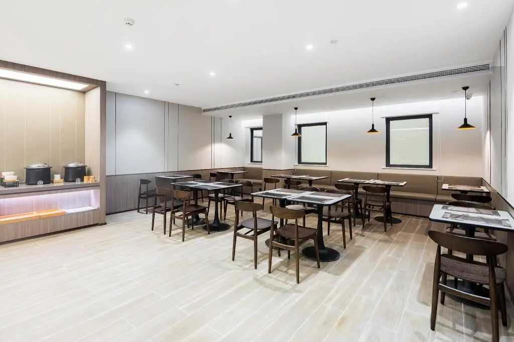 Наньтун: Hanting Hotel Nantong Gongnong North Road