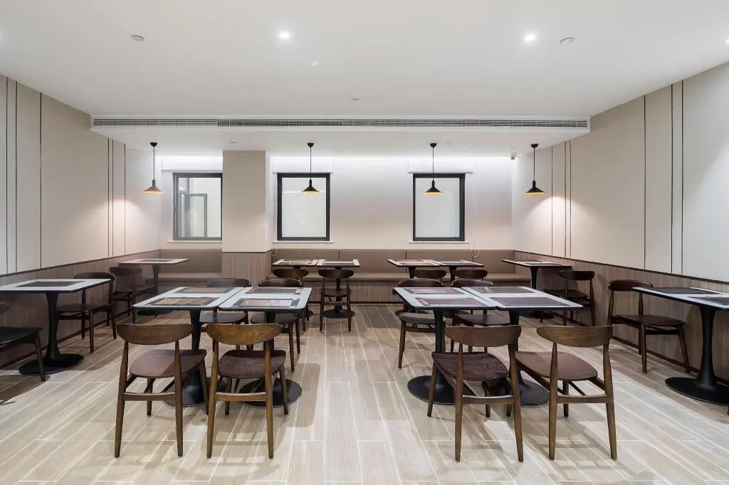 Наньтун: Hanting Hotel Nantong Gongnong North Road