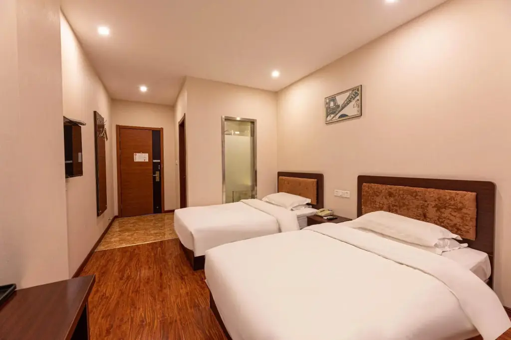 Янчжоу: Elan Inn Yizheng Wannian Avenue