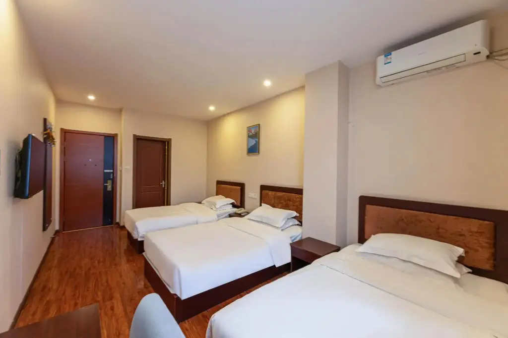 Янчжоу: Elan Inn Yizheng Wannian Avenue