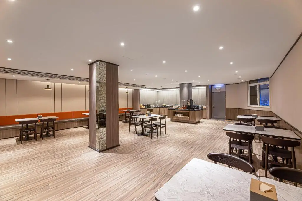 Сюйчжоу: Hanting Hotel Mingguang Xingguang Trade City