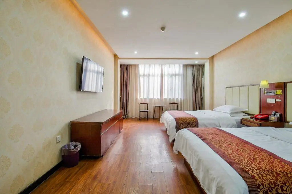 Нинбо: Elan Inn Ningbo Zhenhai Camel