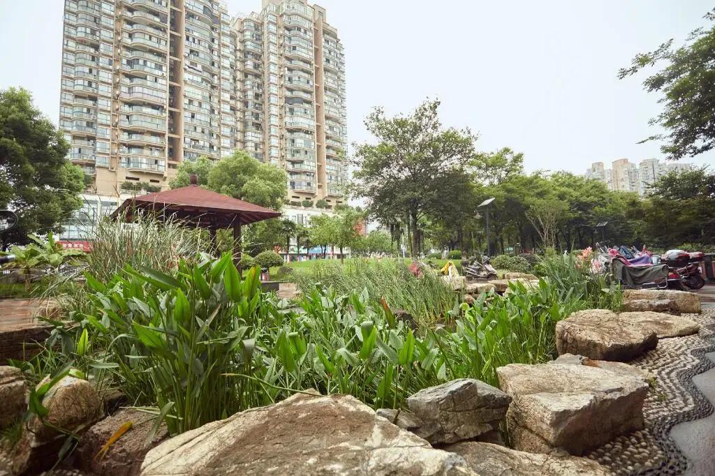 Цзиньхуа: Elan Inn Jinhua People'S Square