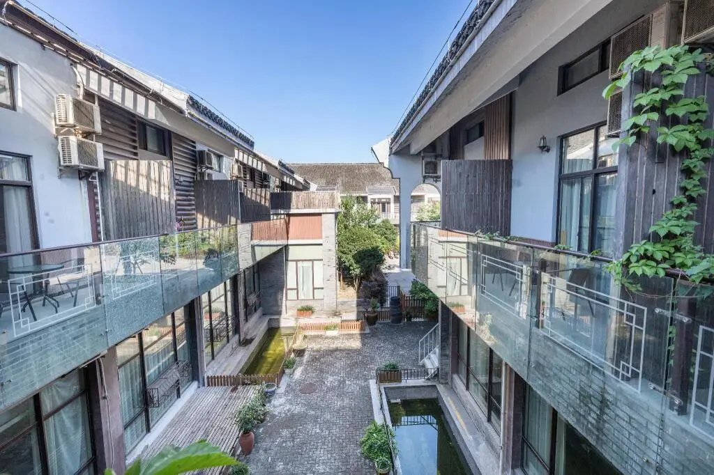Наньтун: Elan Inn Nantong Langshan Xingguangyao Center