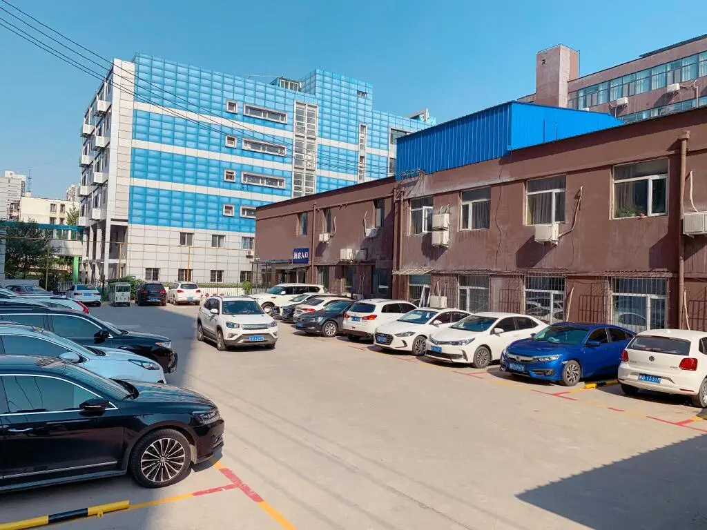 Таншань: Starway Hotel Tangshan Huizhan Yuanyangcheng