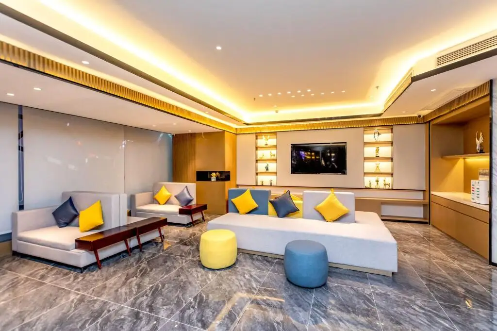 Starway Hotel Zhongshan Lihe Plaza — фото 1