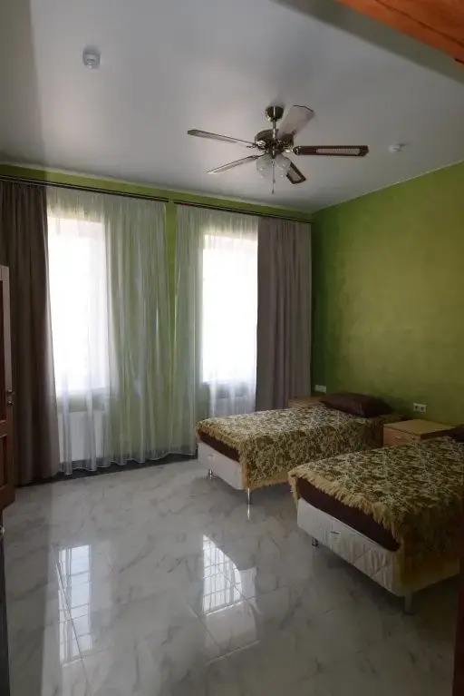 Керчь: Hostel Usadba Graf Oliv