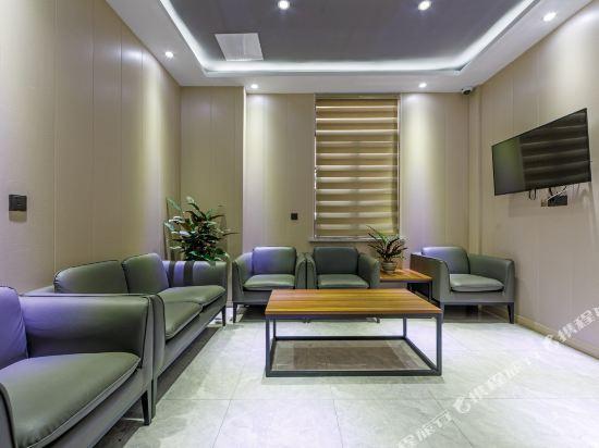 Шанхай: Hi Inn Shanghai Jiading Huangdu Xinhuang Road