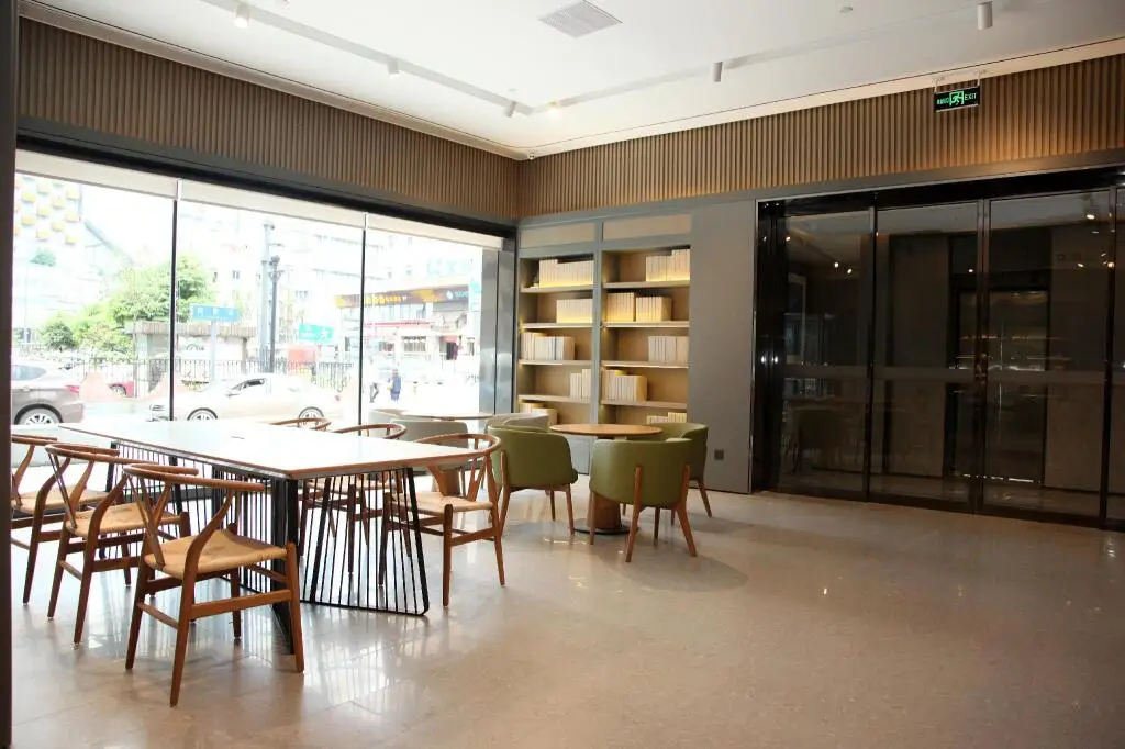 Чэнду: Ji Hotel Chengdu Tianfu Plaza Daye Road
