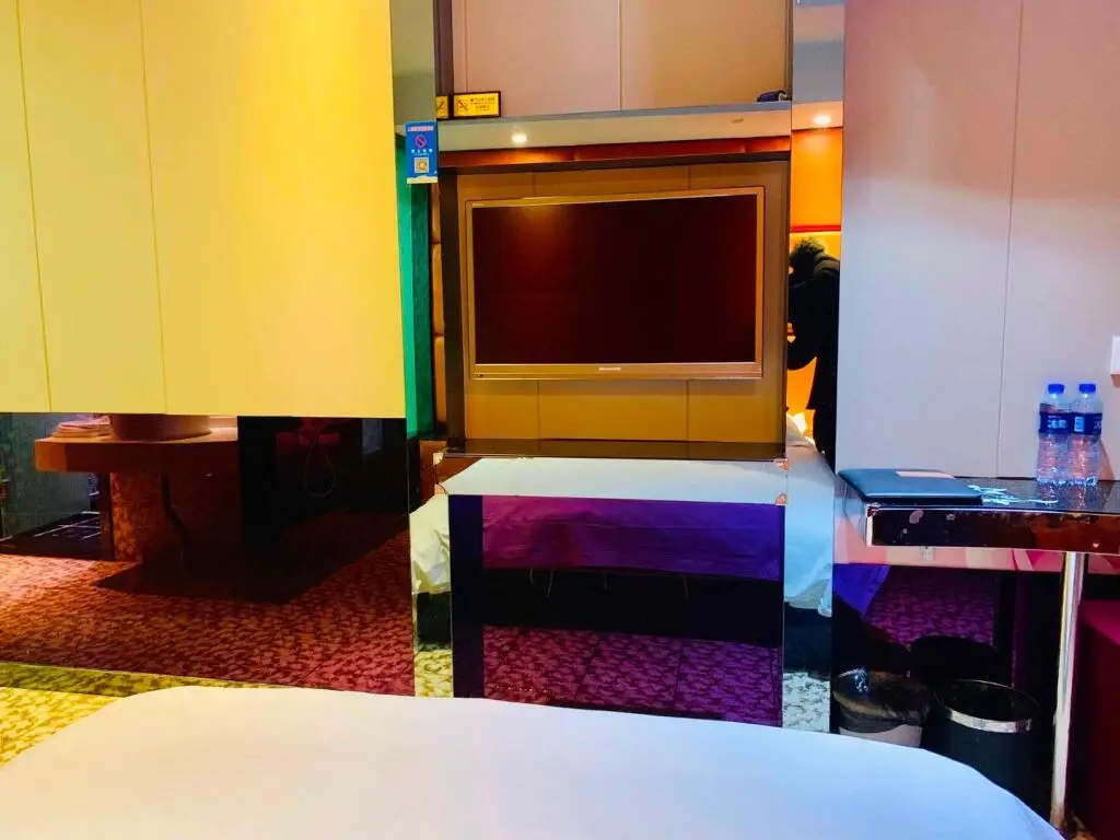 Шанхай: Elan Inn Shanghai Bund Haining Road