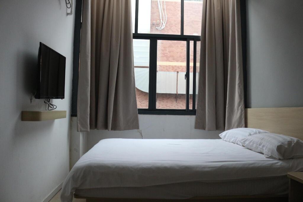 Шанхай: Hi Inn  Shanghai Songjiang Happy Valley