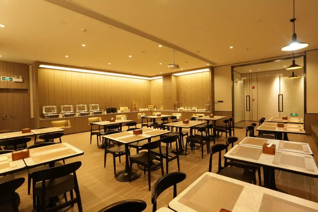 Наньчан: Hanting Hotel Nanchang Jiahai Industrial Park