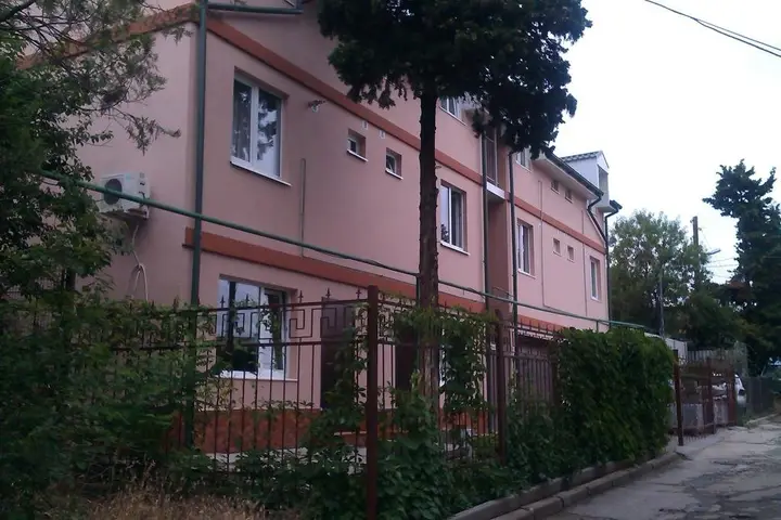 Алушта: Гостевой Дом Таврический