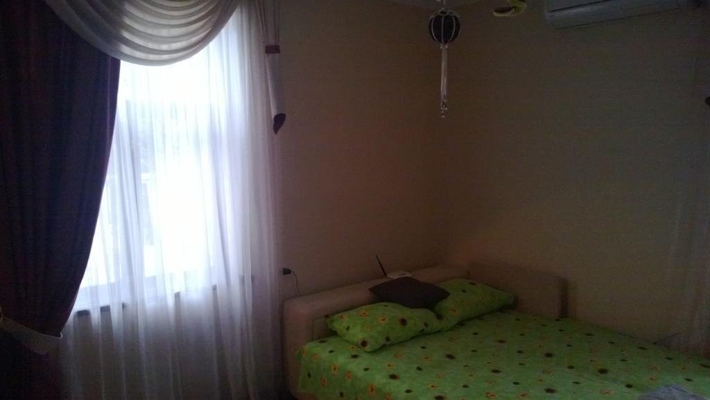 Алушта: Guest House Kollektivnaya Street