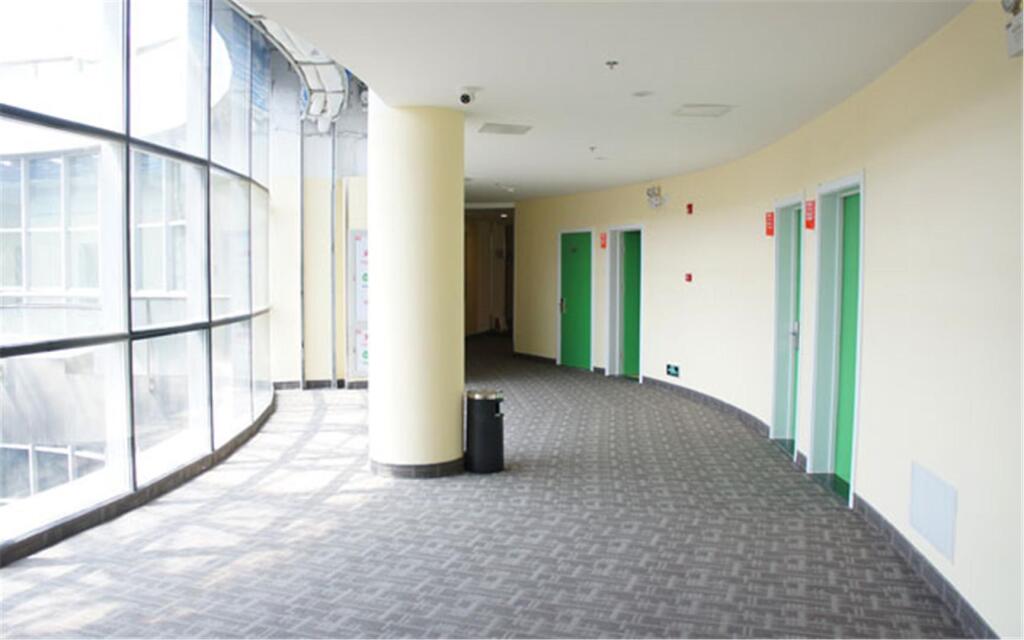 Тяньцзинь: Elan Inn Tianjin Railway Station Metro Station