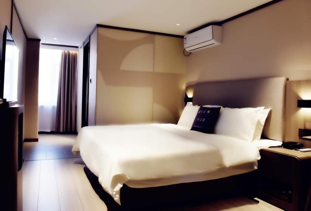 Байшань: Hanting Hotel Linjiang Municipal Government