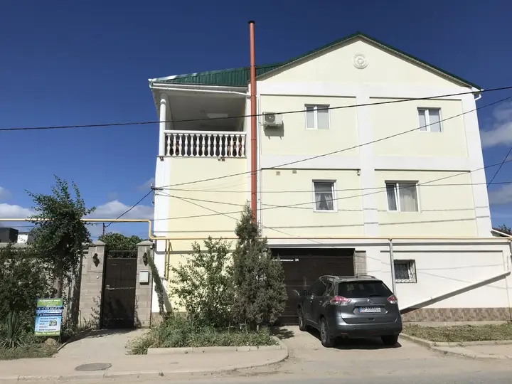 Севастополь: Меблированные комнаты У Чижика