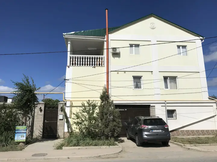 Севастополь: Меблированные комнаты У Чижика