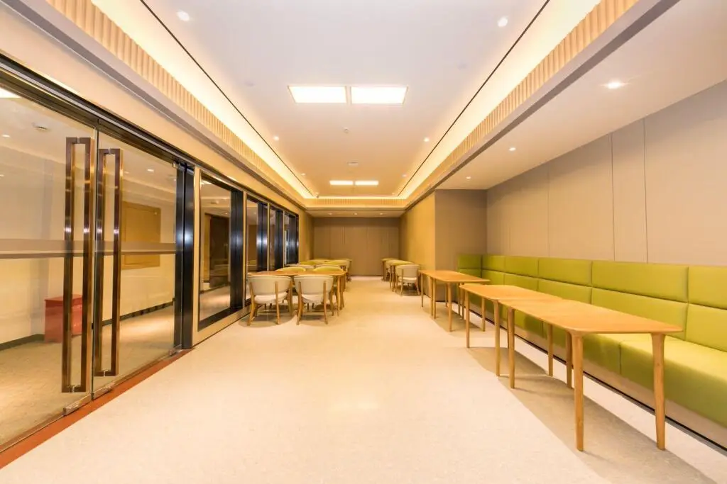 Наньтун: Ji Hotel Qidong Wenfeng Big World
