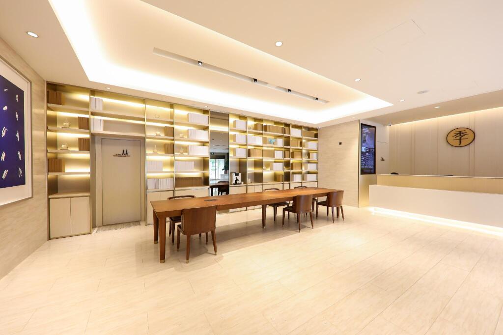 Циндао: Ji Hotel Qingdao West Coast Golden Beach