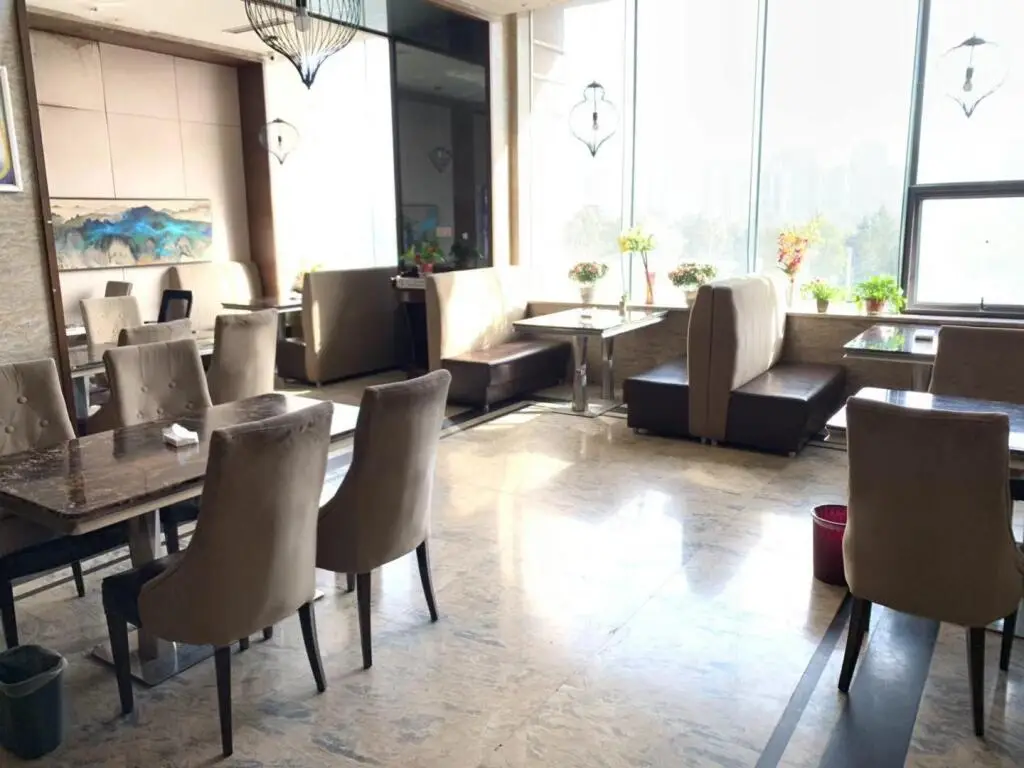 Чжэнчжоу: Elan Inn Zhengzhou Shangwu Inner Ring Exhibition Center