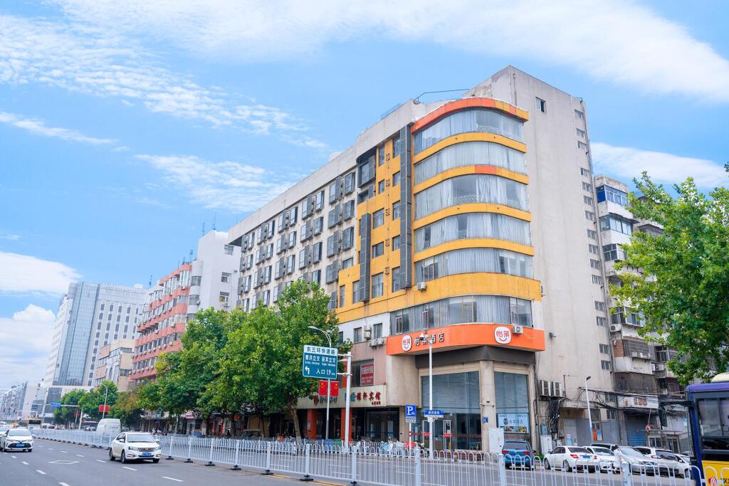 Elan Inn Xuzhou Railway Station — фото 1