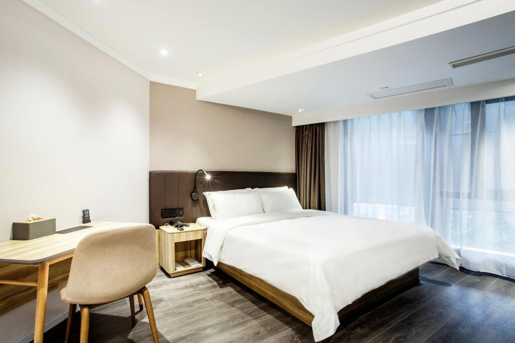 Шанхай: Hanting Premium Hotel Shanghai Zhongshan Park Yan'an Road