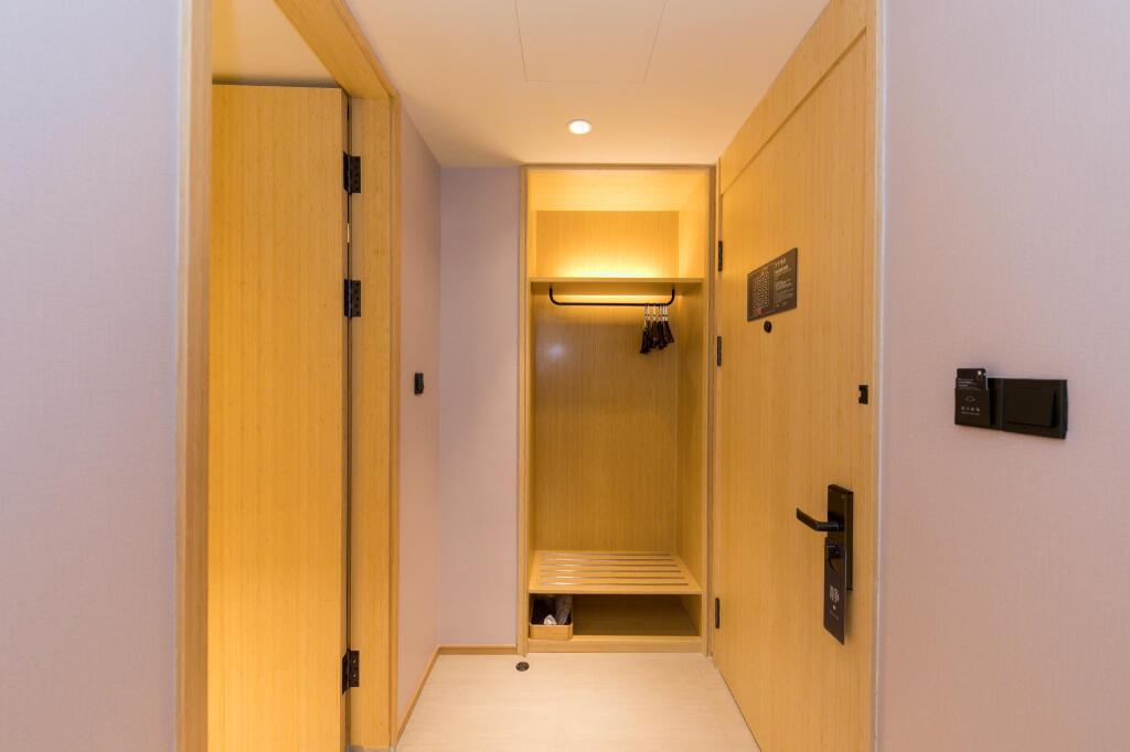 Нанкин: Ji Hotel Nanjing Mochou Road