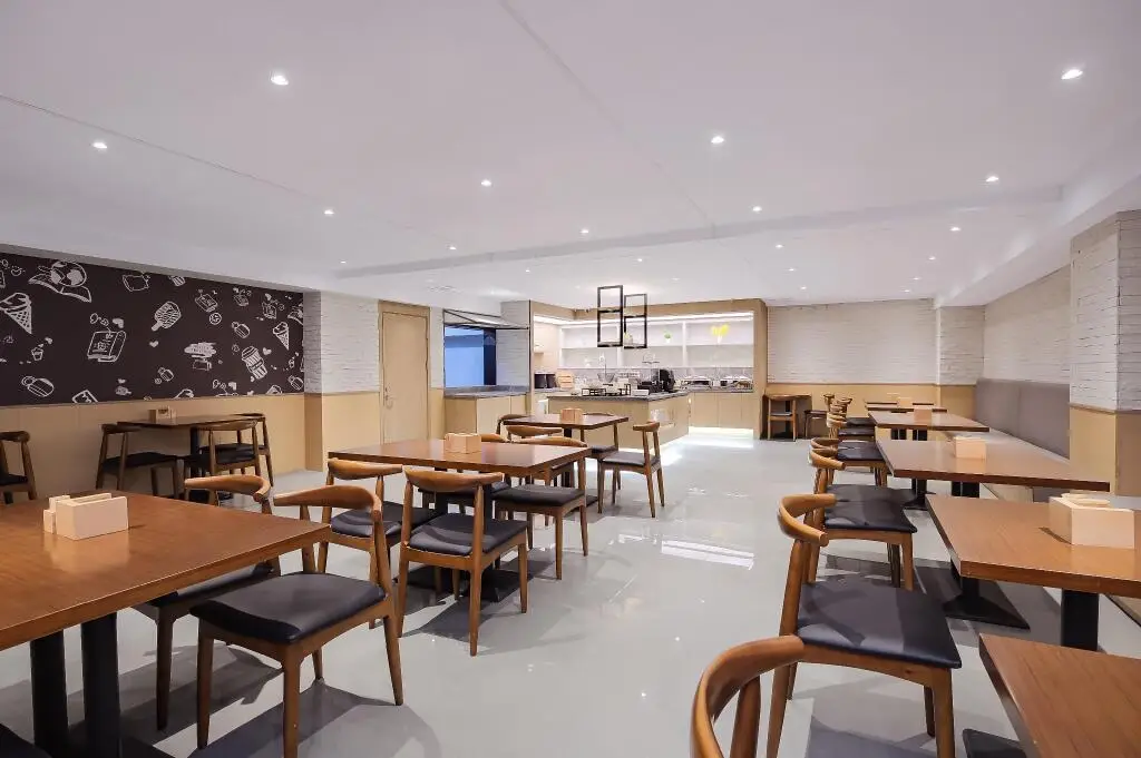 Нанкин: Hanting Hotel Nanjing Jingwu Road Hongyang Furniture Centre